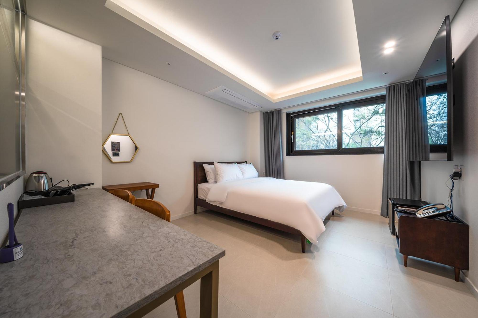 Bluebird Hotel Incheon Extérieur photo